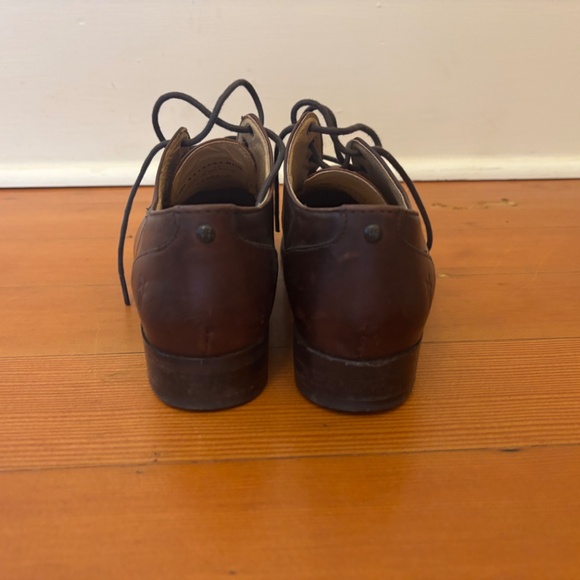 Frye Oxfords - Picture 3 of 4
